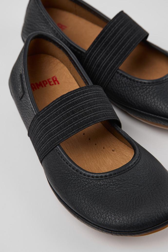 Right Black Leather Ballerina for Kids. by CAMPER