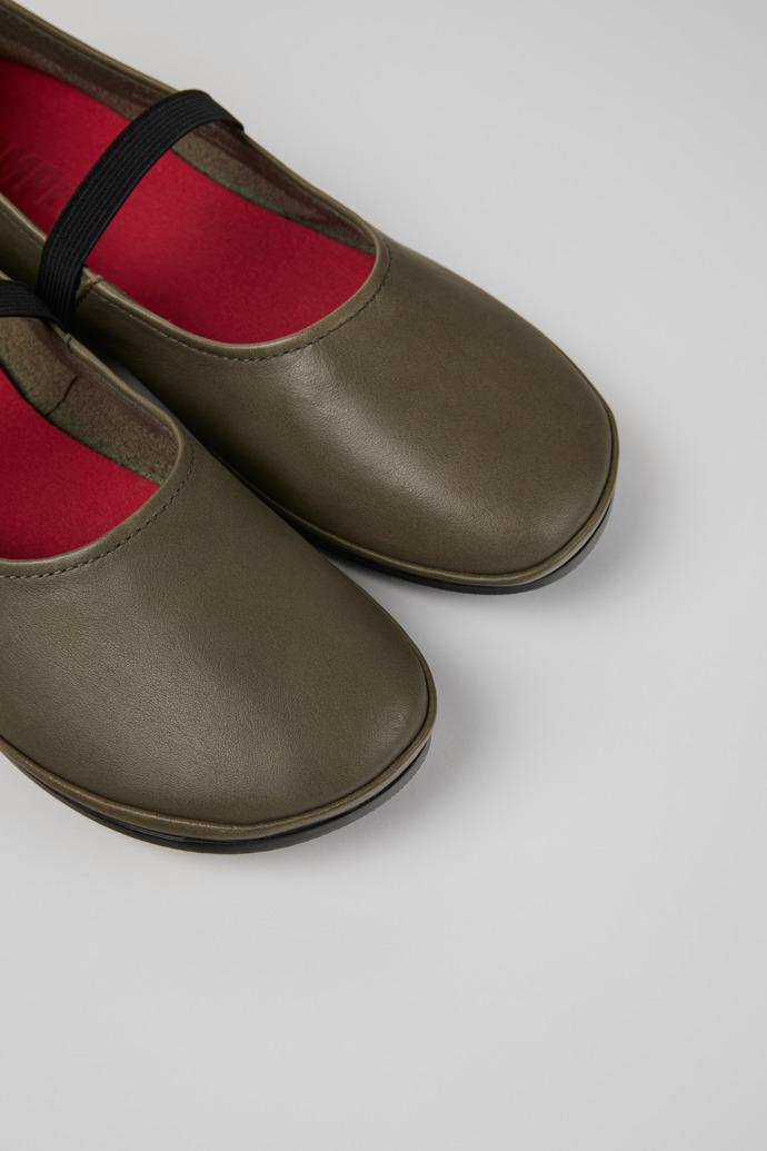 Right Green Leather Women's Shoes. by CAMPER