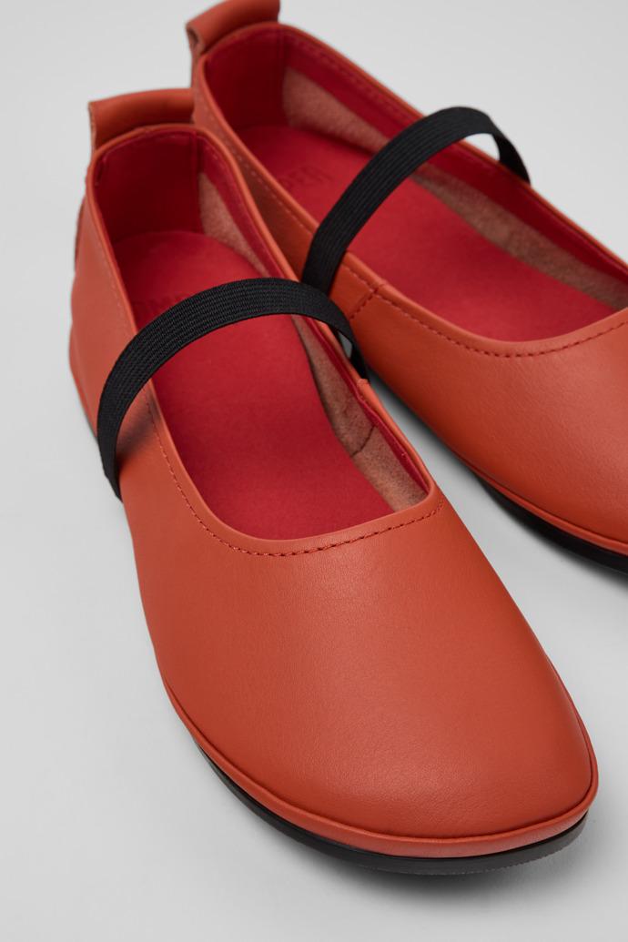 Right Nina Orange Leather Shoes for Women. by CAMPER