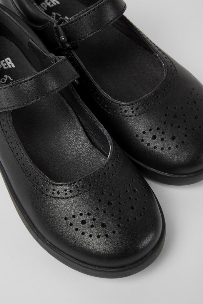 Spiral Comet Black leather shoes by CAMPER