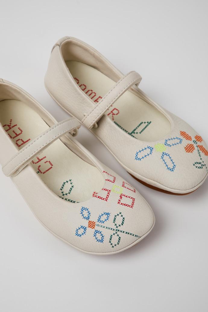 Twins White Leather Ballerina for Kids. by CAMPER