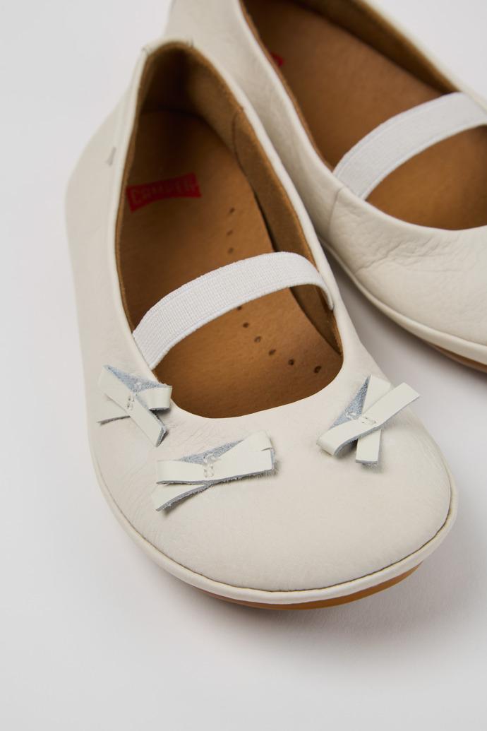 Twins White Leather Ballerina for Kids. by CAMPER