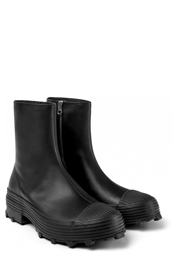 Traktori Black Leather Boots by CAMPERLAB