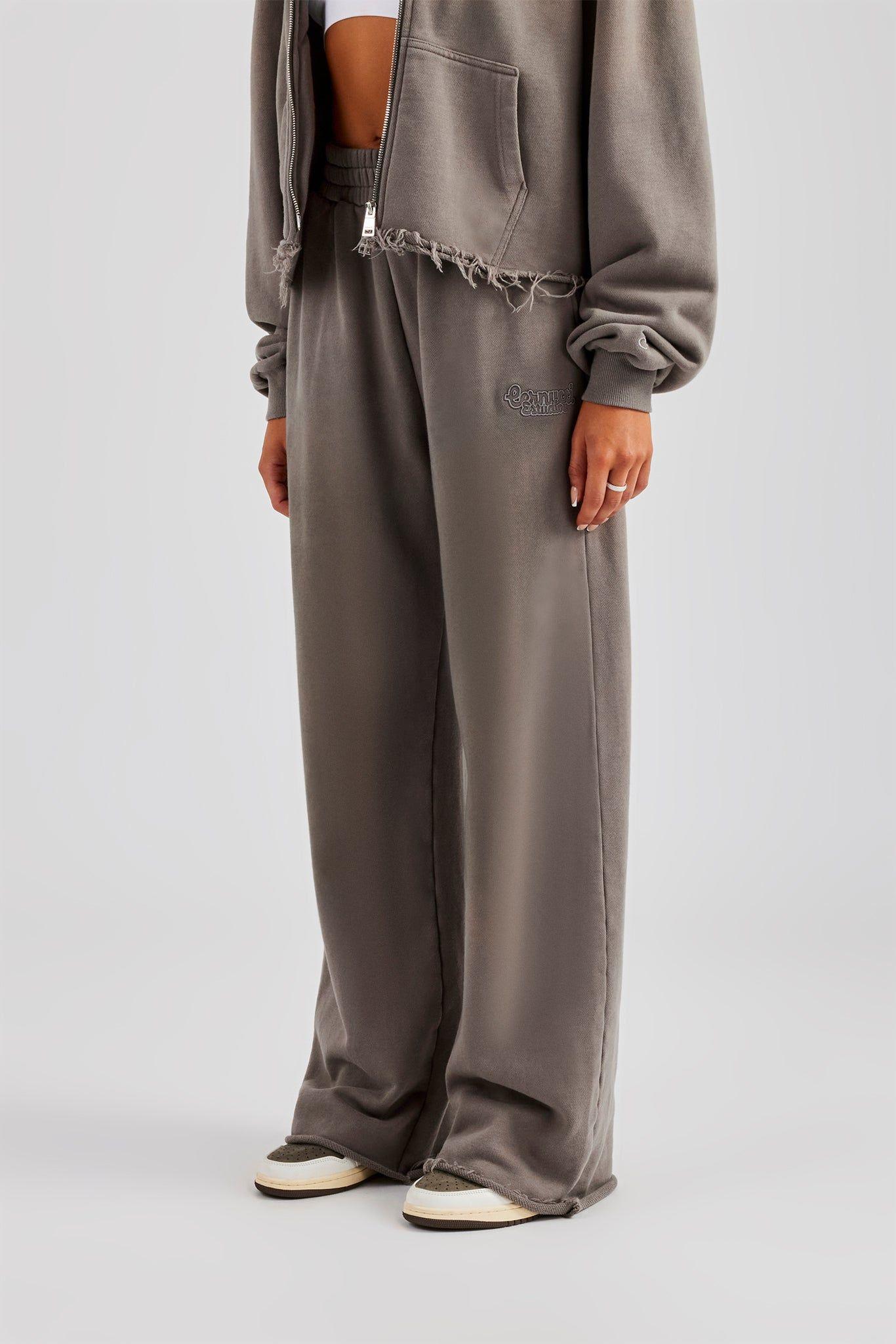 Washed Wide Leg Jogger - Grey by CERNUCCI