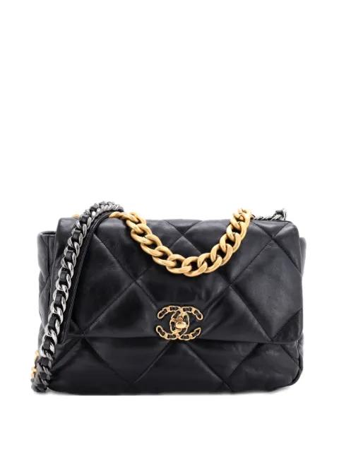 19 Flap Bag Quilted Leather Large crossbody bag by CHANEL 