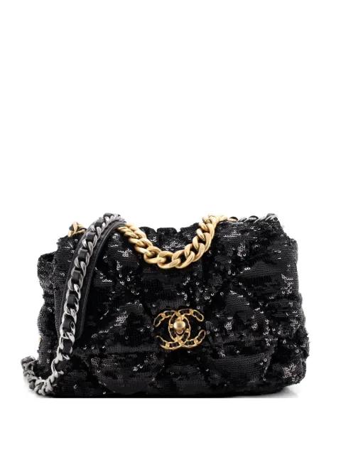 19 Flap Bag Quilted Sequins Medium shoulder bag by CHANEL 