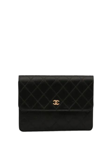 1989-1991 CC Satin Diamond Stitch clutch bag by CHANEL 