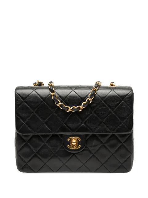 1989-1991 Small Square Quilted Lambskin Flap crossbody bag by CHANEL 1989-1991 Small Square Quilted Lambskin Flap crossbody bag by CHANEL