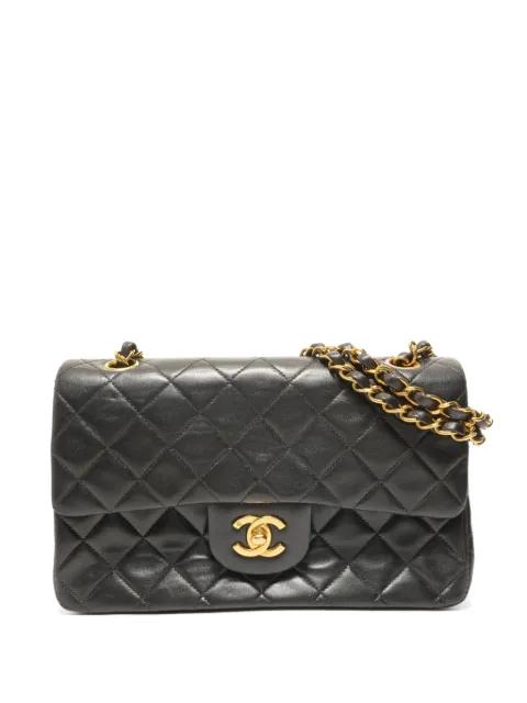 1990-1992 Matelassé Double Flap shoulder bag by CHANEL 