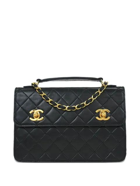1990 quilted chain shoulder handbag by CHANEL 
