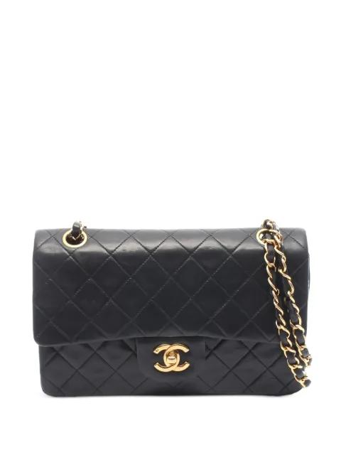 1991-1994 Double Flap shoulder bag by CHANEL 