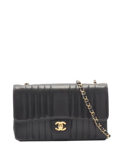 1991-1994 Medium Lambskin Diana Flap shoulder bag by CHANEL 