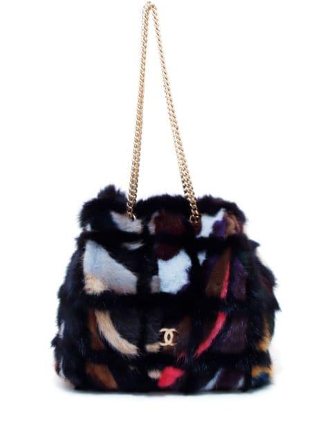 2000 abstract-pattern CC-plaque chain shoulder bag by CHANEL 