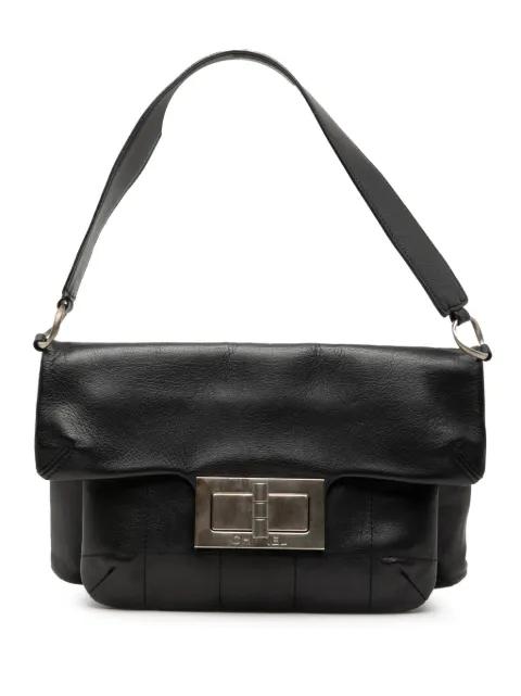 2003-2004 Chocolate Bar Lambskin Reissue 2.55 shoulder bag by CHANEL 