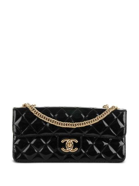 2005 diamond-quilted shoulder bag by CHANEL 