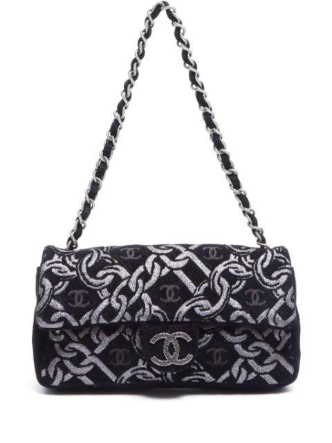 2006 CC flap handbag by CHANEL 