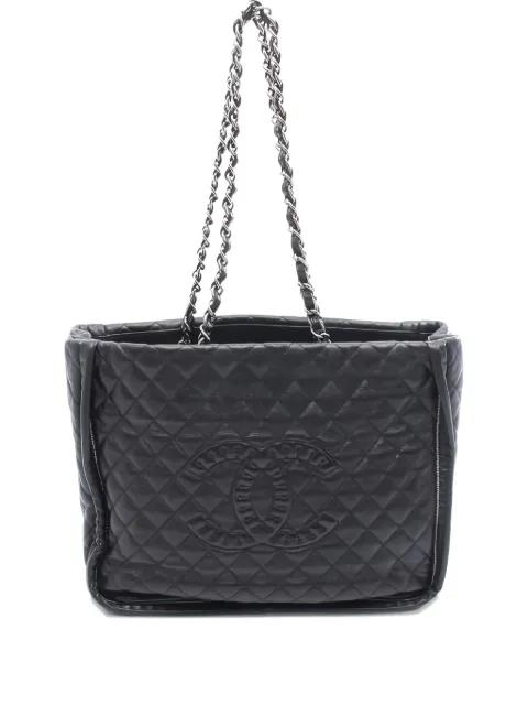 2011 quilted chain-strap shoulder bag by CHANEL 2011 quilted chain-strap shoulder bag by CHANEL