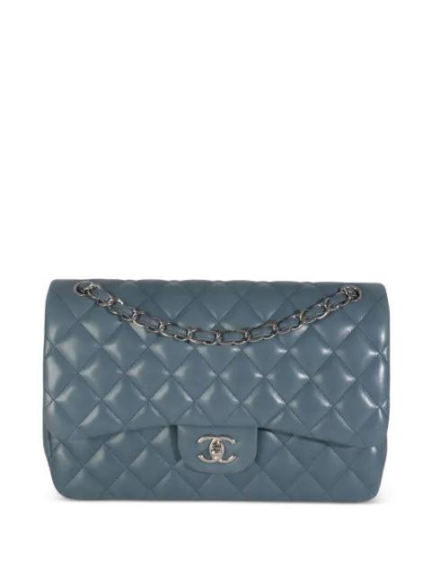 2012-2013 Jumbo Classic Double Flap quilted shoulder bag by CHANEL 2012-2013 Jumbo Classic Double Flap quilted shoulder bag by CHANEL
