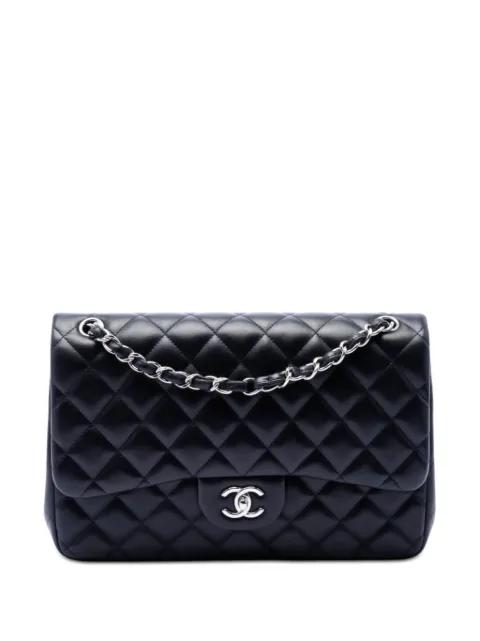 2012 Jumbo Classic Lambskin Double Flap shoulder bag by CHANEL 