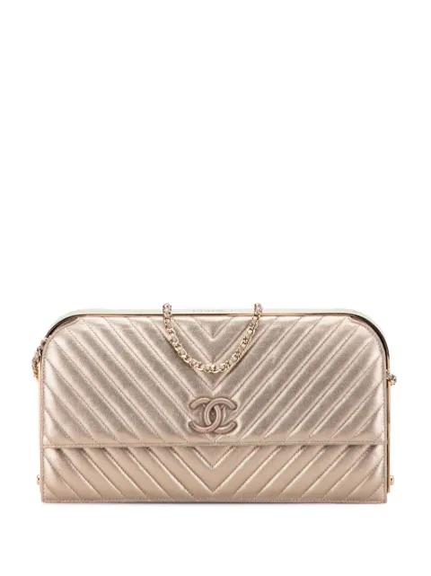 2015-2016 CC Chevron Quilted Lambskin Clutch on Chain crossbody bag by CHANEL 