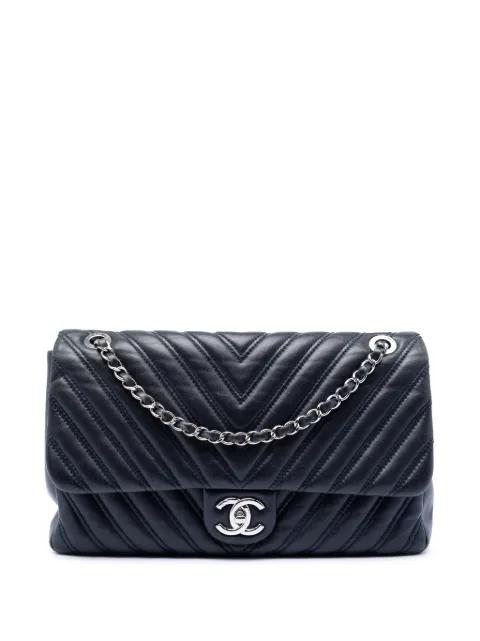 2015-2016 Jumbo Classic Chevron Lambskin Double Stitch Single Flap shoulder bag by CHANEL 