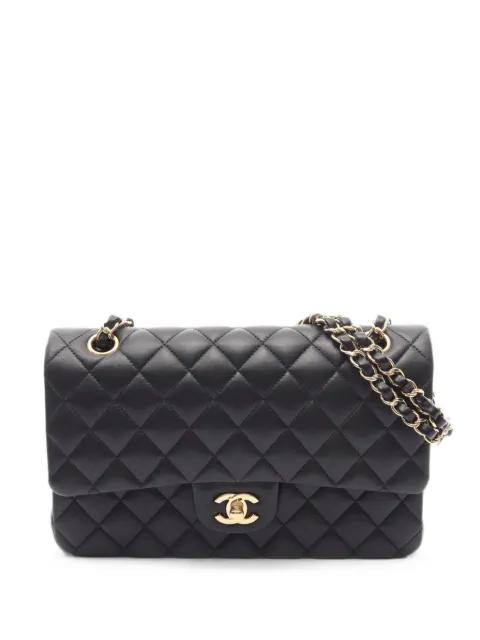 2017-2018 Double Flap shoulder bag by CHANEL 