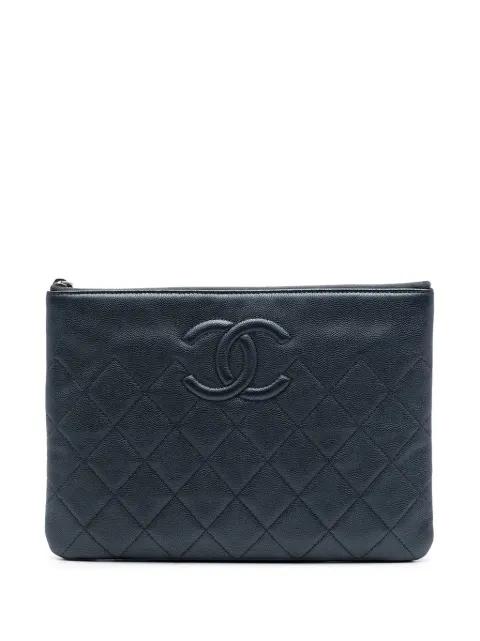 2017-2018 Medium CC Quilted Caviar O Case clutch bag by CHANEL 