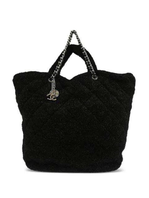2017 Pluto glitter chain handbag by CHANEL 