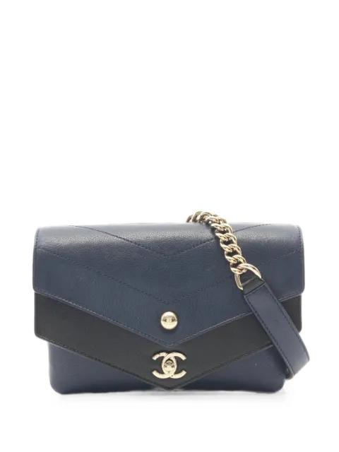 2018-2019 Chevron V-stitch chain shoulder bag by CHANEL 