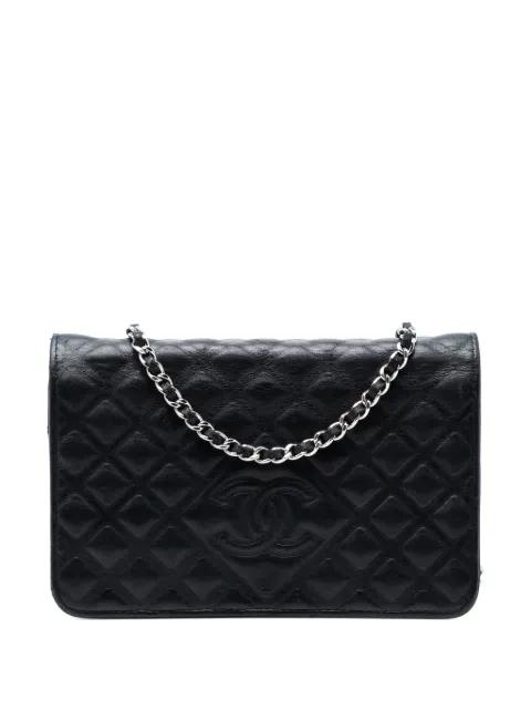 2018 CC Embossed Lambskin Diamond Wallet On Chain crossbody bag by CHANEL 