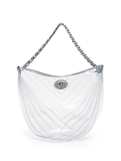 2018 V-stitch shoulder bag by CHANEL