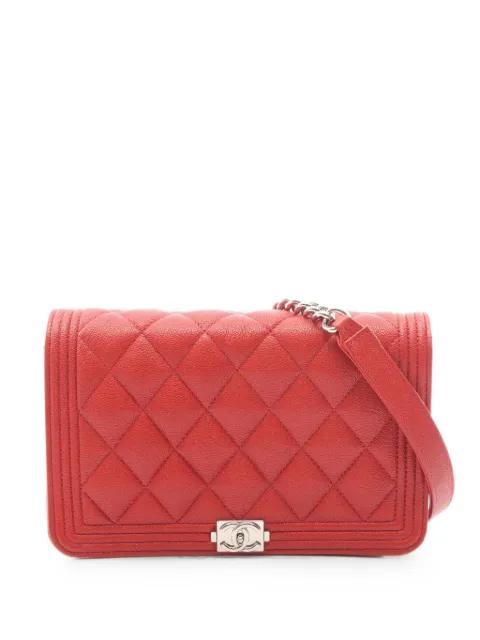 2019 Boy leather shoulder bag by CHANEL 