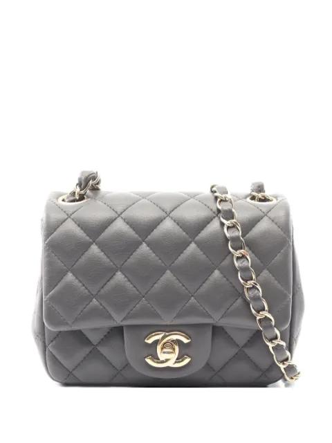 2019 Matelasse chain shoulder bag by CHANEL 