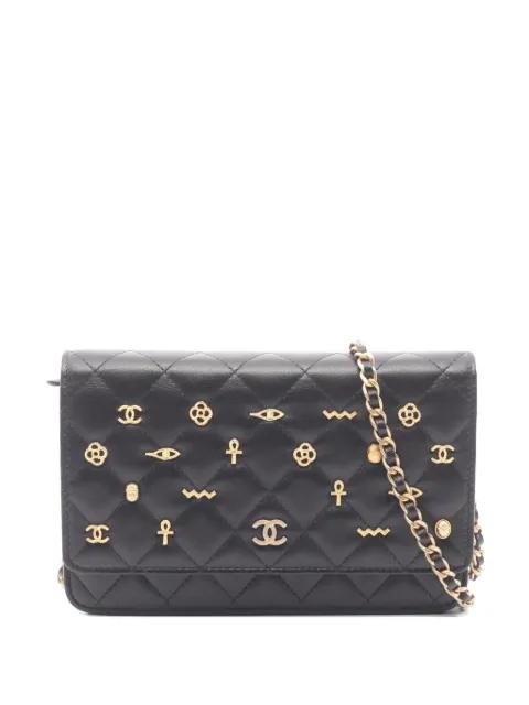 2019 matelassé Egypt Charm chain wallet by CHANEL 
