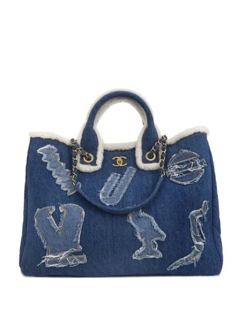 2019 medium Deauville tote bag by CHANEL 