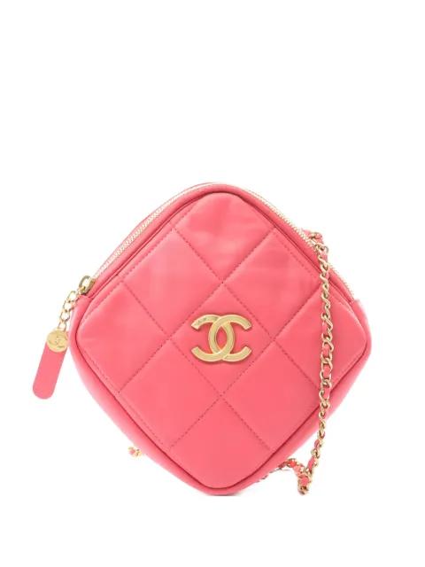 2020-2021 Matelassé chain cross body bag by CHANEL 