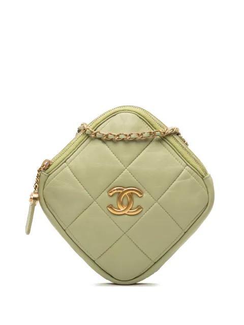 2020 CC Quilted Lambskin Diamond Clutch with Chain crossbody bag by CHANEL 