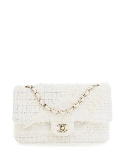 2020 Medium Classic Tweed Double Flap shoulder bag by CHANEL 2020 Medium Classic Tweed Double Flap shoulder bag by CHANEL