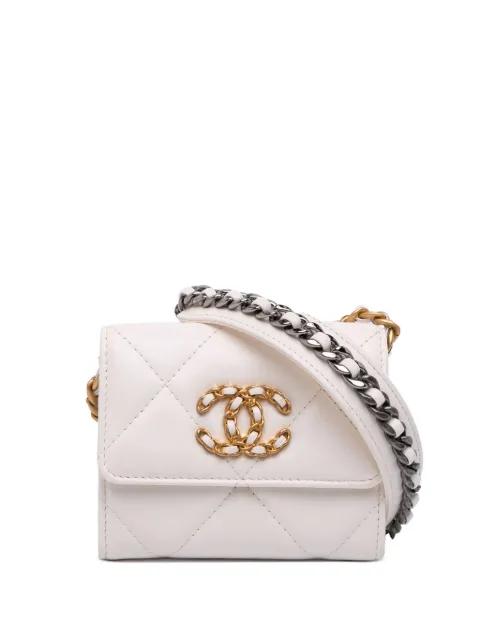 2020 Quilted Lambskin Chanel 19 Card Holder On Chain crossbody bag by CHANEL 