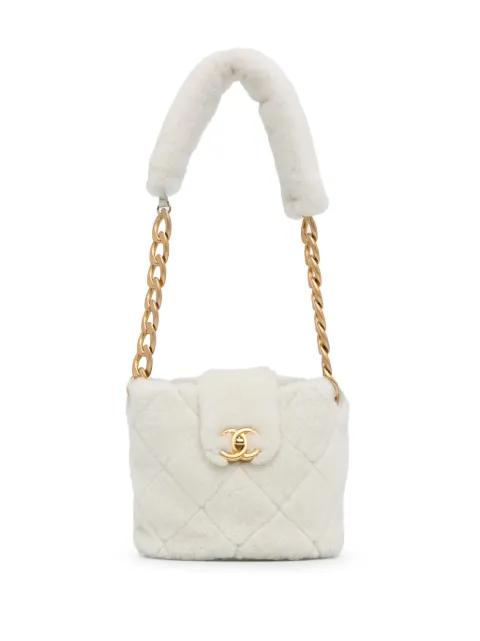 2020 Shearling CC shoulder bag by CHANEL 