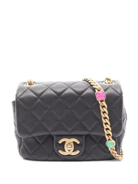 2021-2022 mini Matelasse chain shoulder bag by CHANEL 