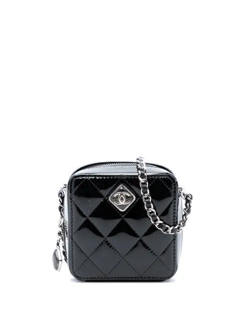 2021-2025 CC Quilted Patent Diamond Resin Clutch With Chain crossbody bag by CHANEL 