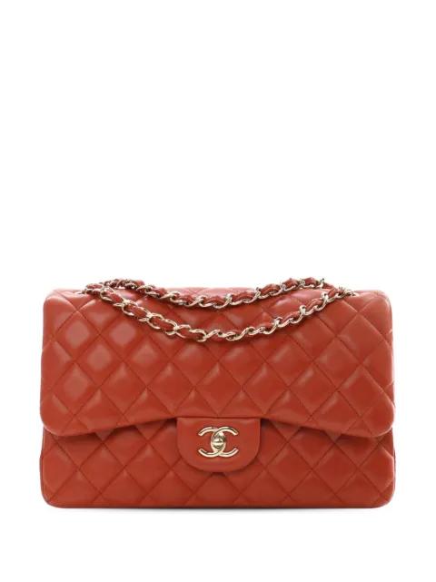 2021-2025 Jumbo Classic Lambskin Double Flap shoulder bag by CHANEL 