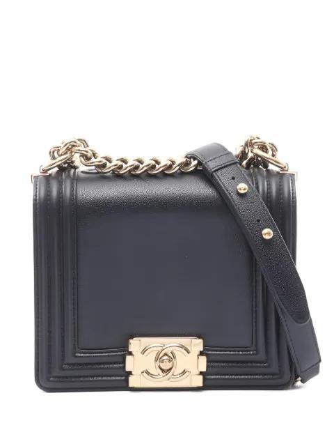 2021 chain leather shoulder bag by CHANEL 