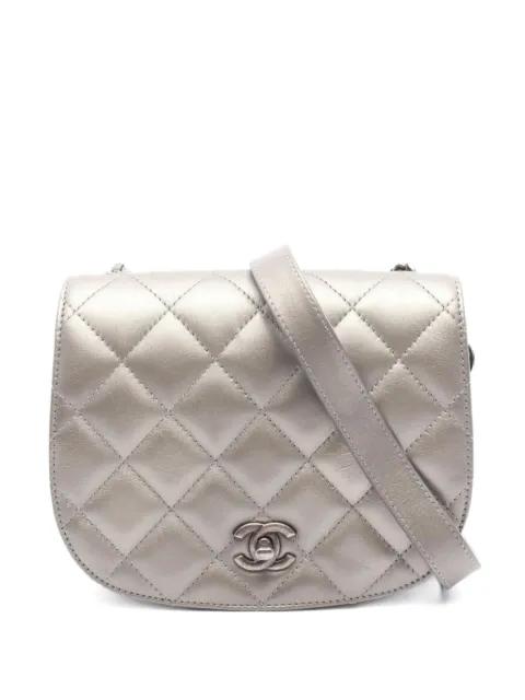 2021 chain shoulder bag by CHANEL 