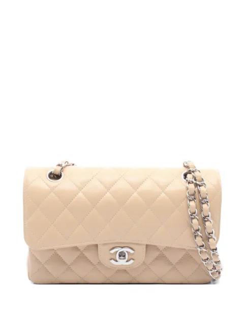 2021s Double Flap shoulder bag by CHANEL 