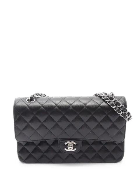 2021s Matelassé flap shoulder bag by CHANEL 