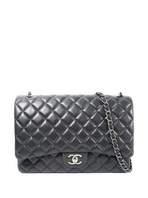 CC Maxi Classic shoulder bag by CHANEL 