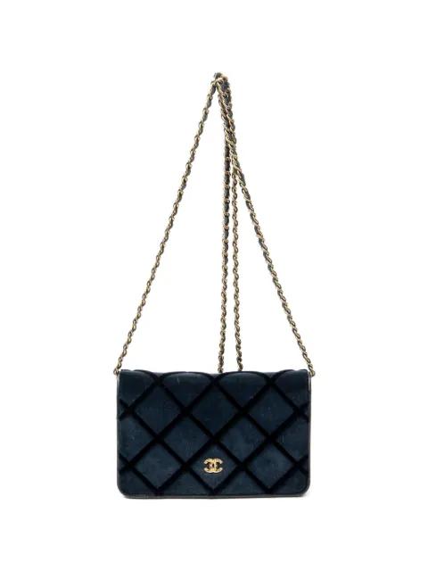 CC Wallet on Chain shoulder bag by CHANEL 