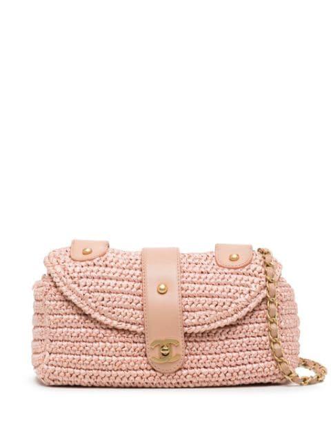CC woven raffia shoulder bag by CHANEL 